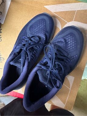 Nike Navy Mesh Running Sneakers